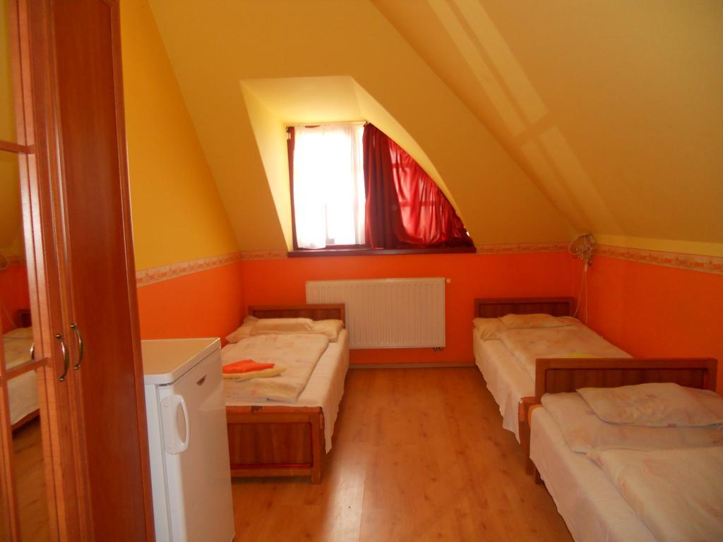 Kertvarosi Vendeghaz Orosháza Exterior foto
